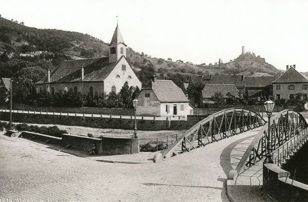 Peterskirche und die Eiserne Brücke über die Weschnitz