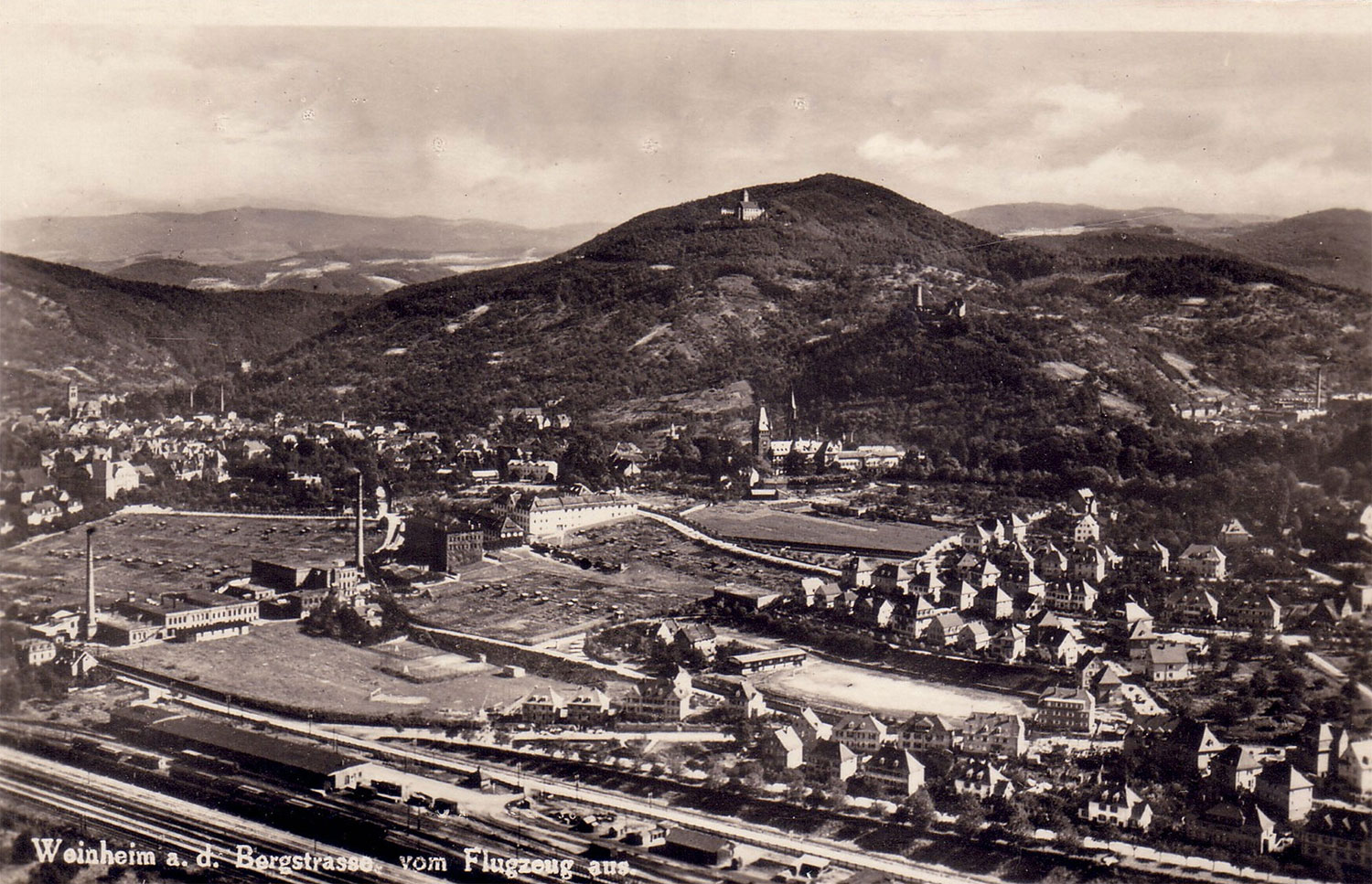 Luftbild von Weinheim